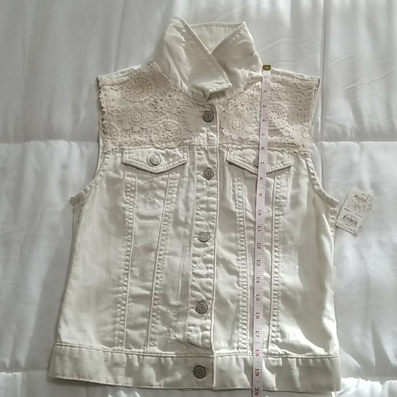 Mudd® Crochet Yoke Ripped Denim Vest - Picture 8 of 10